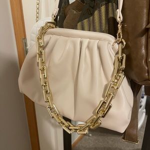 Beige Chunky Gold Chain Crossbody